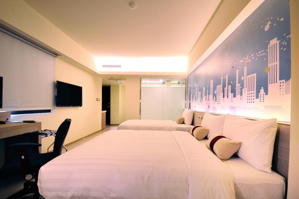 Audi Garden Business Hotel Таоуан Екстериор снимка