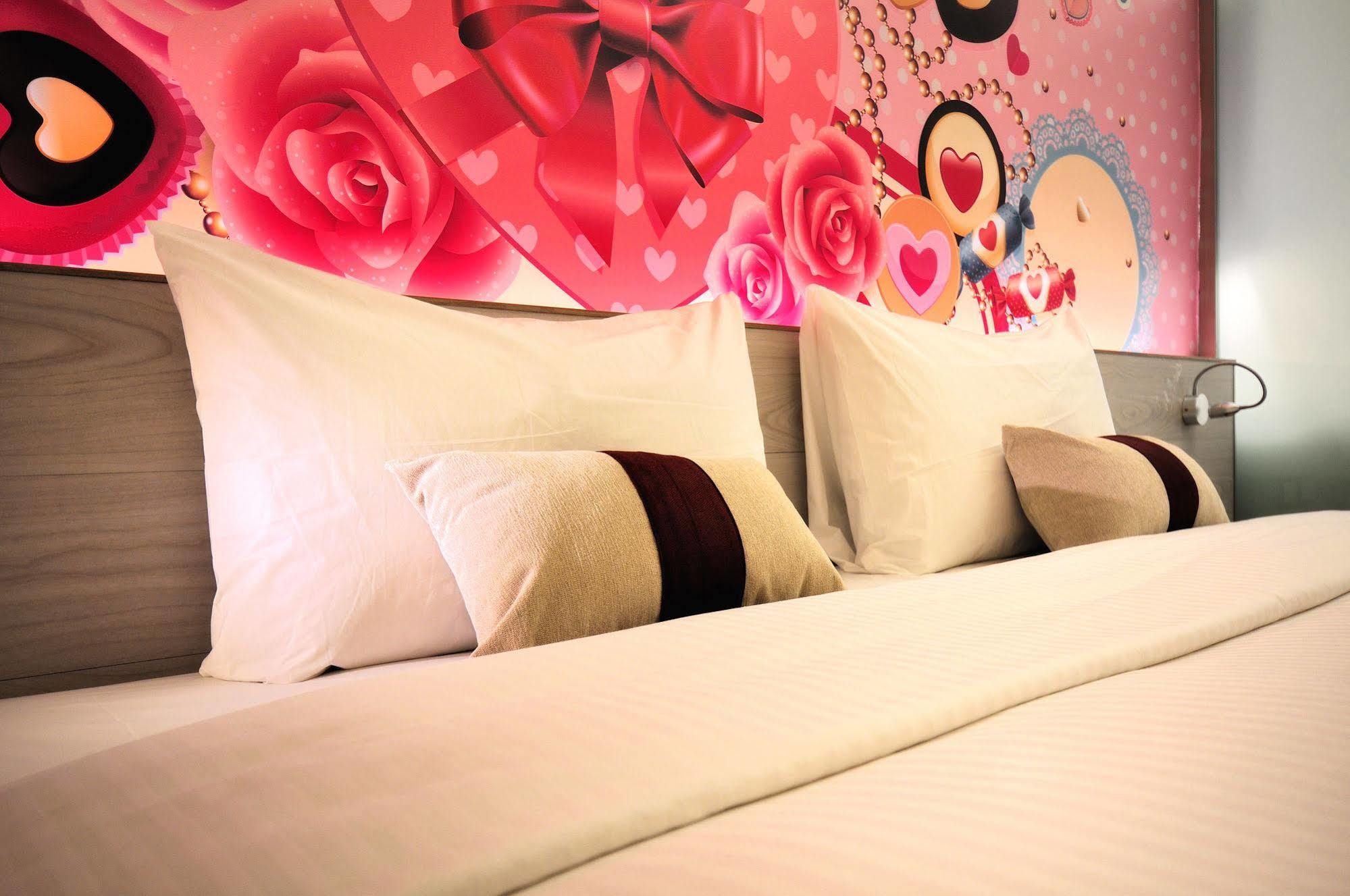 Audi Garden Business Hotel Таоуан Екстериор снимка
